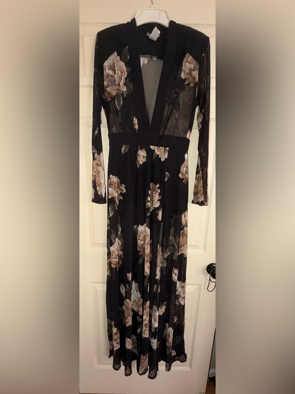 Black Floral Long Sleeve Maxi Dress